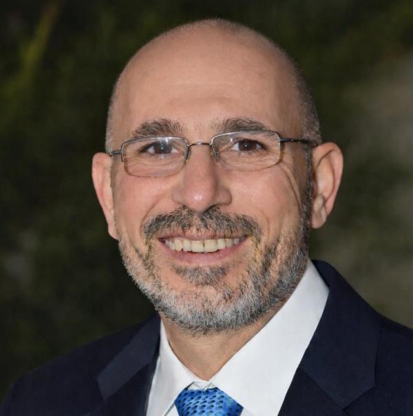 المخرج مهند الصفدي يترشح لموقع نقيب الفنانين